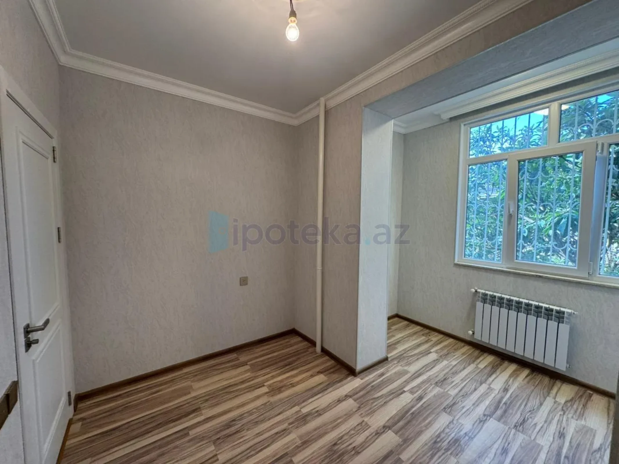 Satılır 2 otaqlı köhnə tikili 37 m²