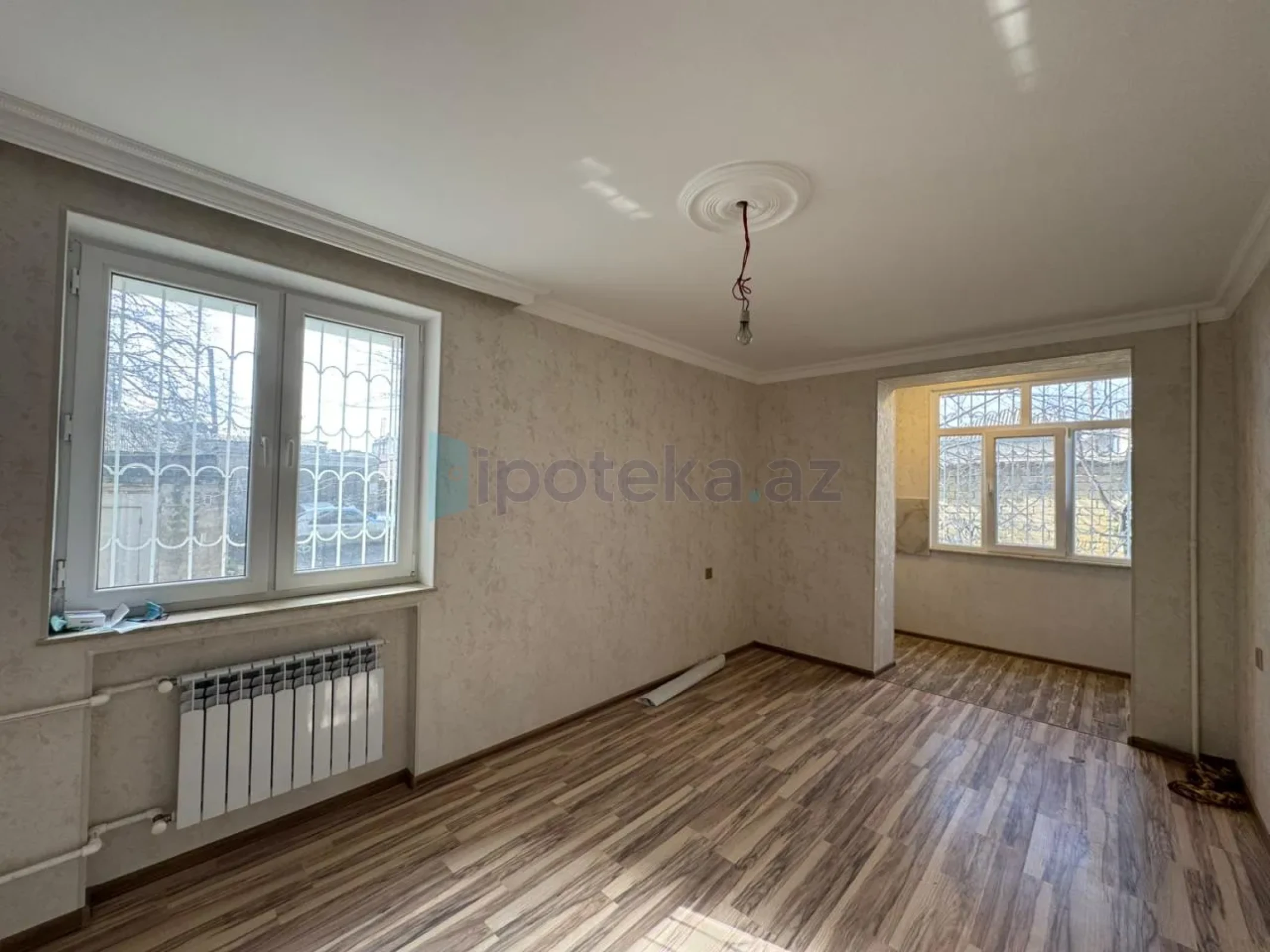 Satılır 2 otaqlı köhnə tikili 37 m²