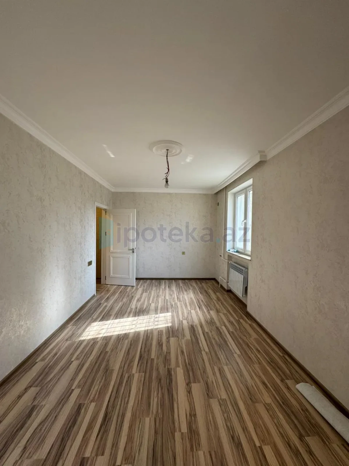 Satılır 2 otaqlı köhnə tikili 37 m²