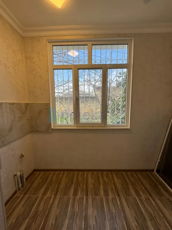 Satılır 2 otaqlı köhnə tikili 37 m²