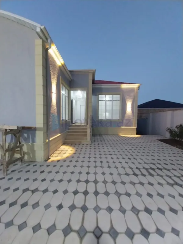 Satılır 4 otaqlı həyət evi 120 m²