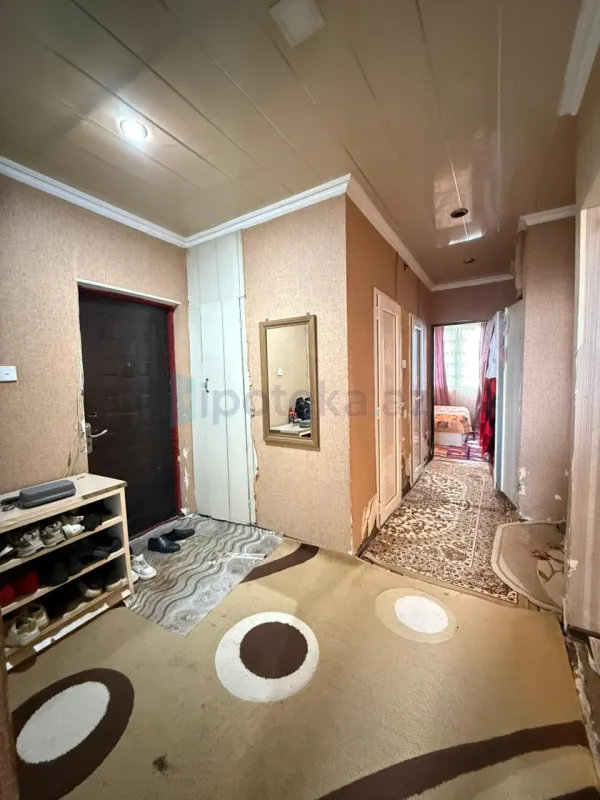 Satılır 3 otaqlı köhnə tikili 80 m²
