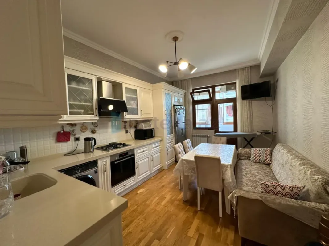 Satılır 3 otaqlı yeni tikili 117 m²