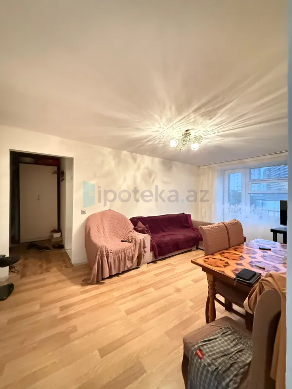 Satılır 2 otaqlı köhnə tikili 45 m²
