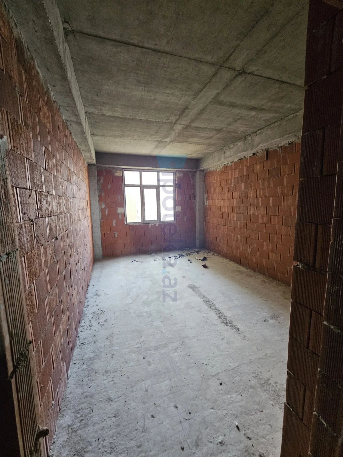 Satılır 2 otaqlı yeni tikili 68 m²