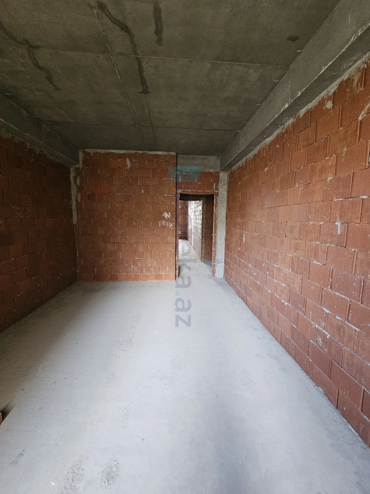 Satılır 2 otaqlı yeni tikili 68 m²