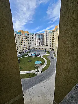 Satılır 2 otaqlı yeni tikili 68 m²