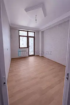 Satılır 3 otaqlı yeni tikili 130 m²
