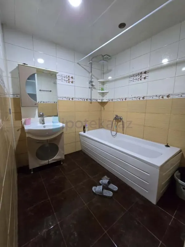 Satılır 3 otaqlı yeni tikili 95 m²