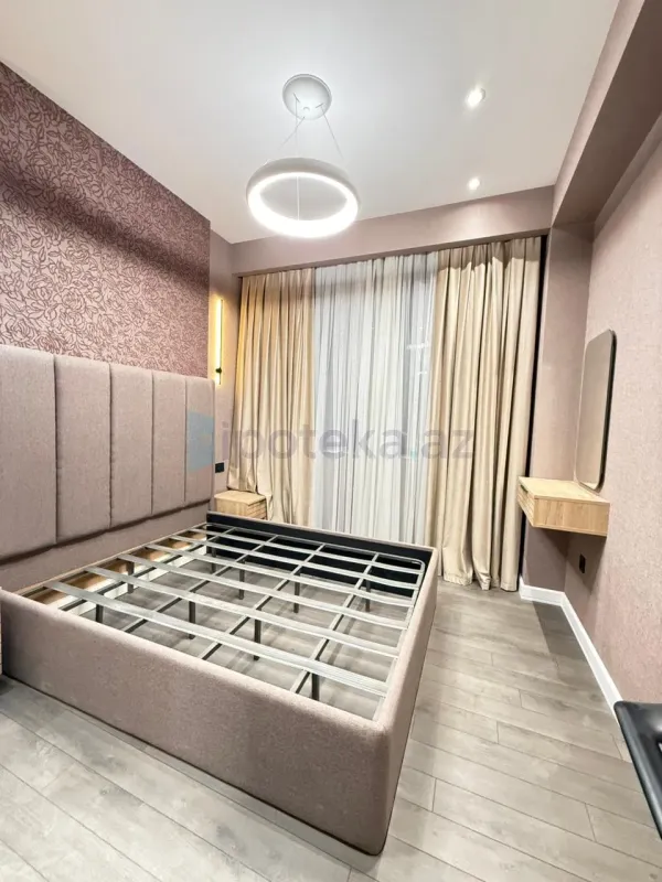 Satılır 2 otaqlı yeni tikili 63 m²