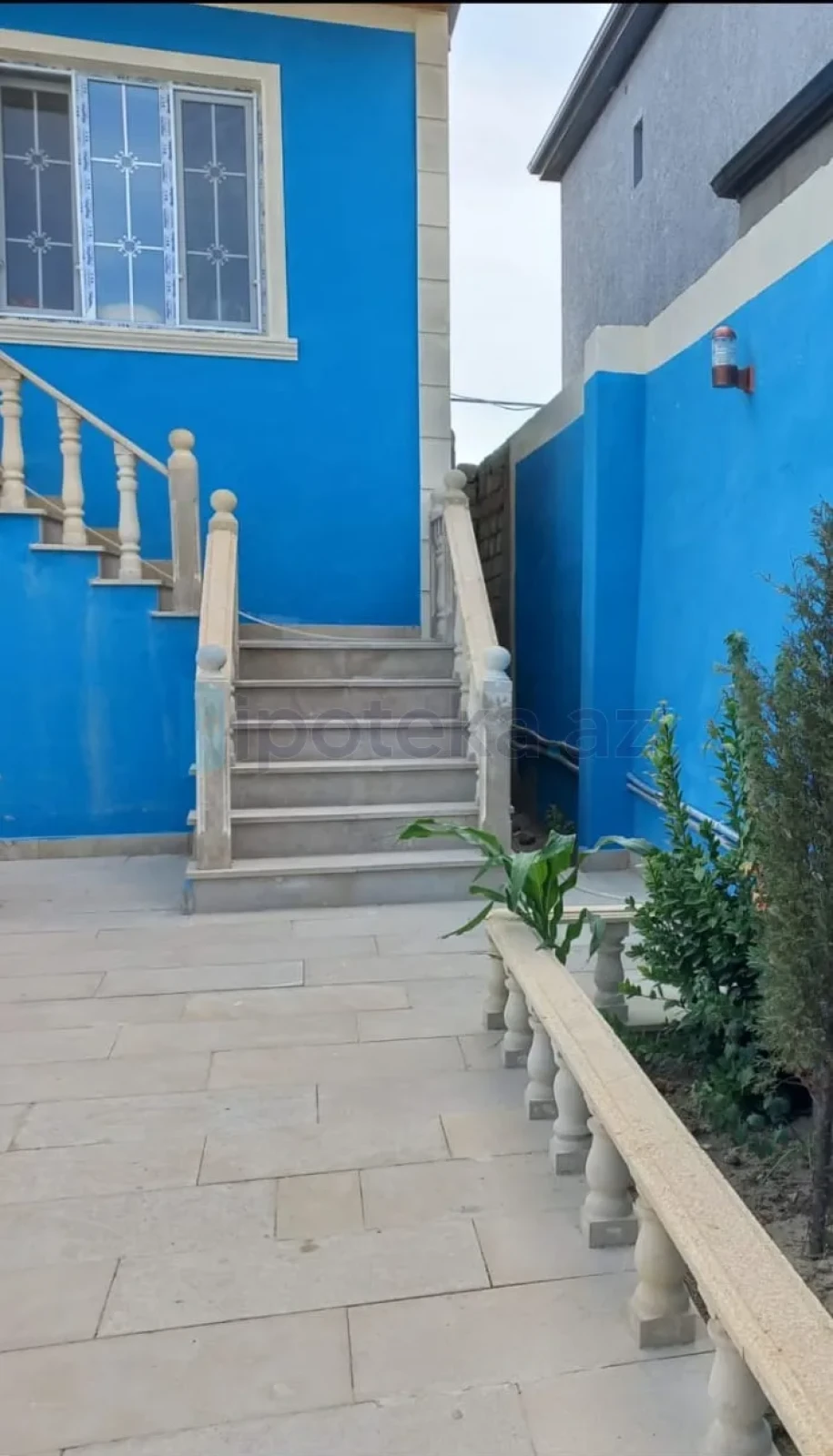 Satılır 6 otaqlı həyət evi 220 m²