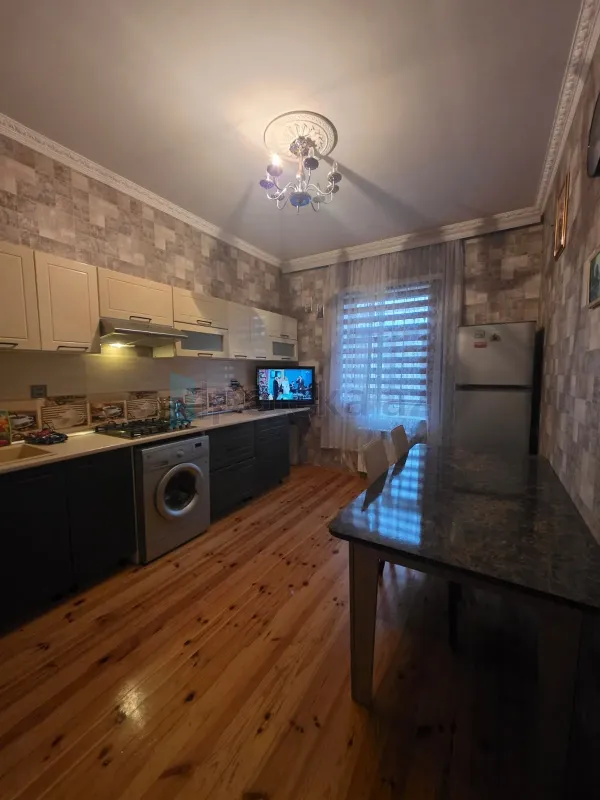 Satılır 5 otaqlı həyət evi 110 m²