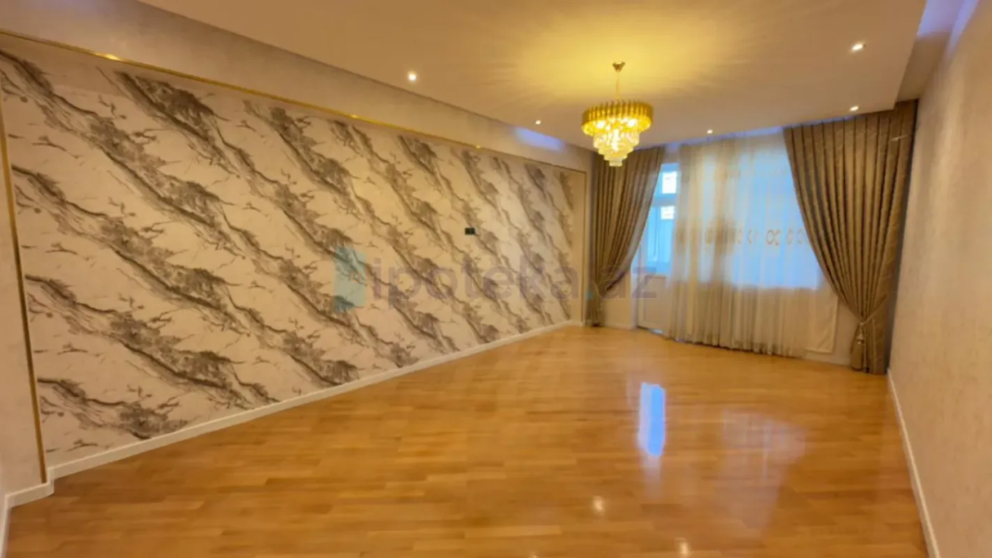Satılır 13 otaqlı yeni tikili 135 m²