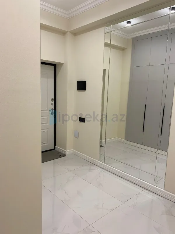 Satılır 3 otaqlı yeni tikili 105 m²