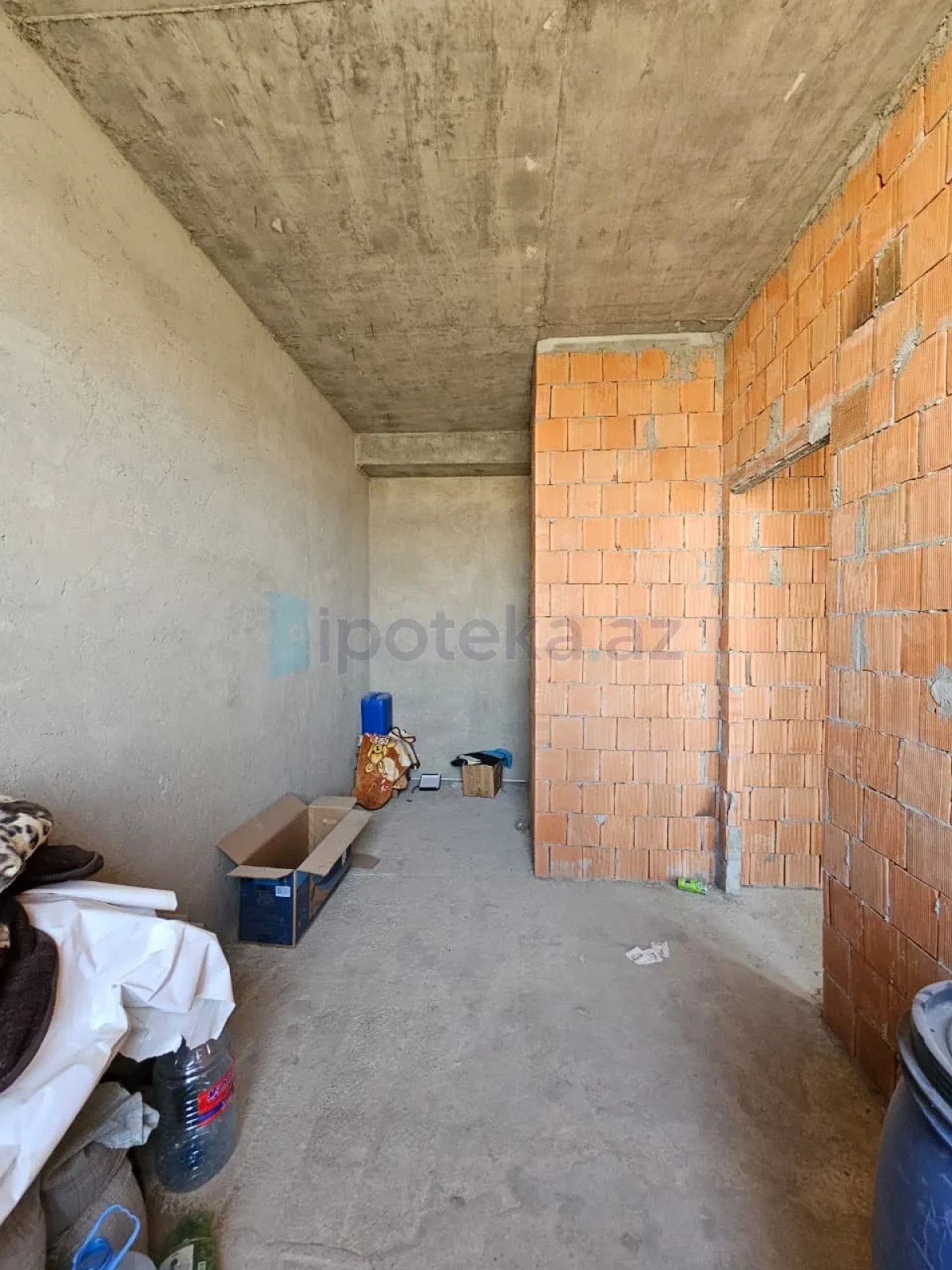 Satılır 1 otaqlı yeni tikili 40 m²