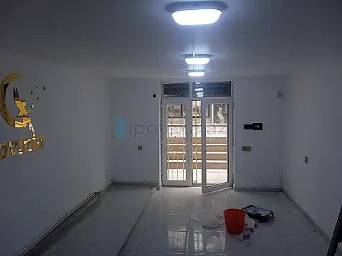 Satılır 1 otaqlı obyekt 53 m²