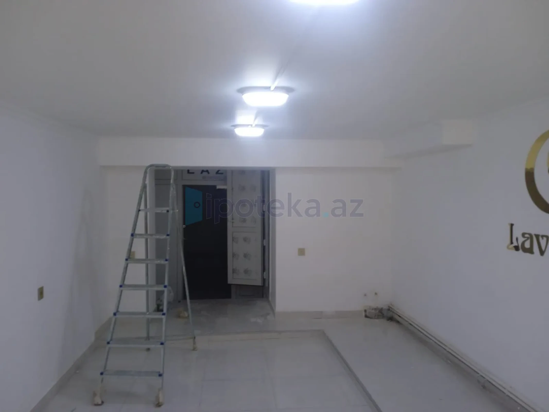 Satılır 1 otaqlı obyekt 53 m²