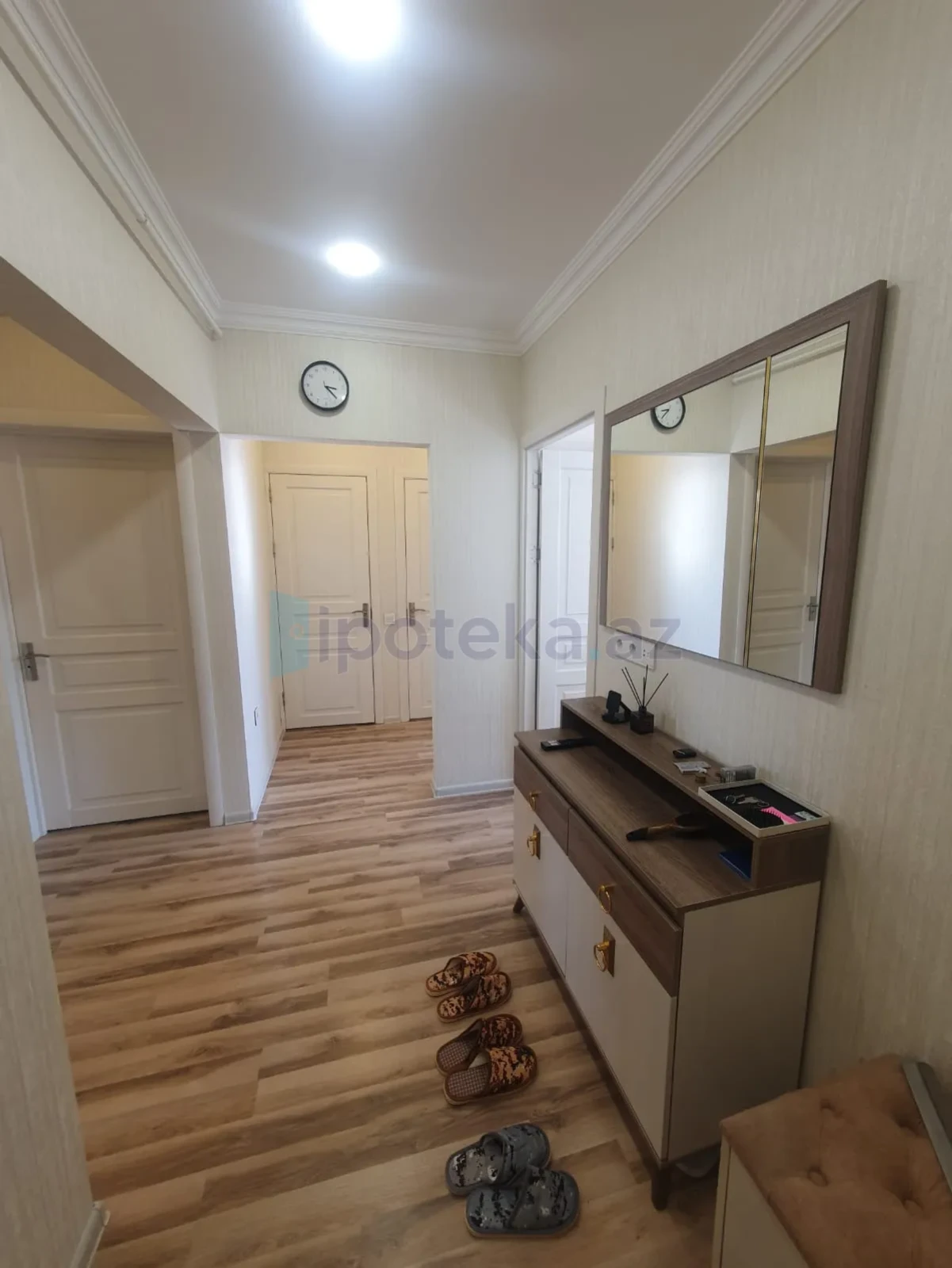 Satılır 3 otaqlı köhnə tikili 80 m²
