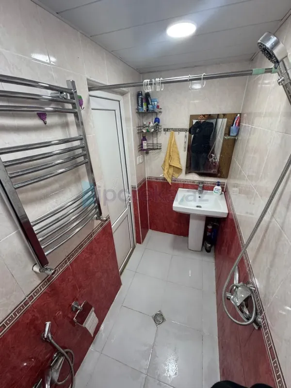 Satılır 3 otaqlı yeni tikili 60 m²