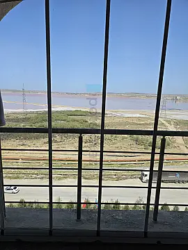 Satılır 3 otaqlı yeni tikili 82 m²