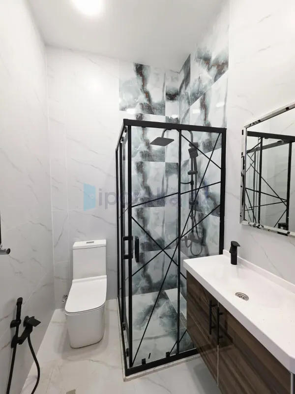 Satılır 4 otaqlı mənzil 100 m²