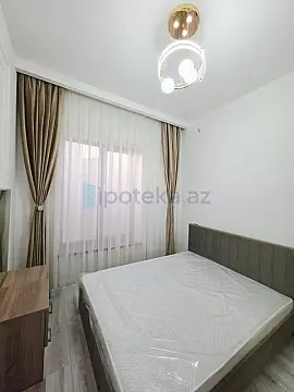 Satılır 4 otaqlı mənzil 100 m²