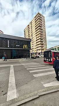 Satılır 2 otaqlı yeni tikili 74 m²