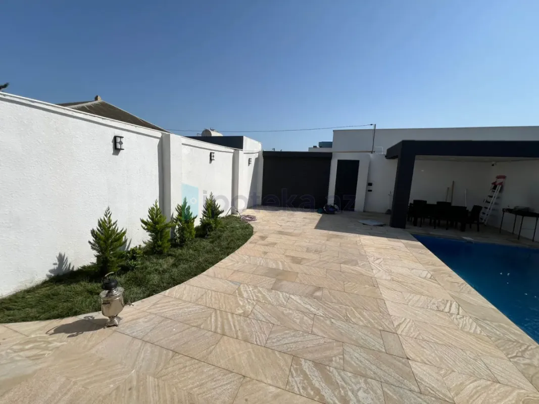 Satılır 4 otaqlı mənzil 100 m²