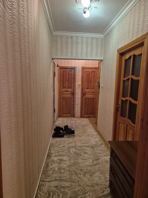 Satılır 2 otaqlı köhnə tikili 51 m²