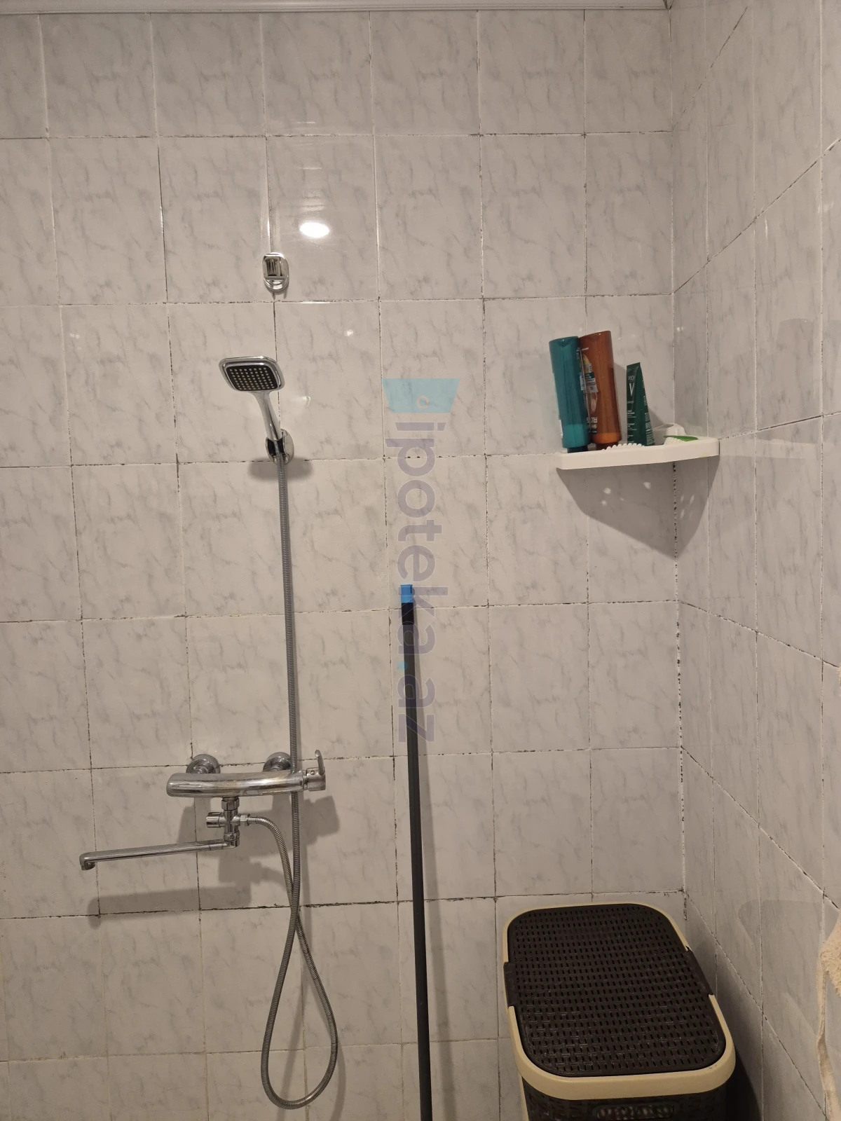 Satılır 2 otaqlı köhnə tikili 51 m²