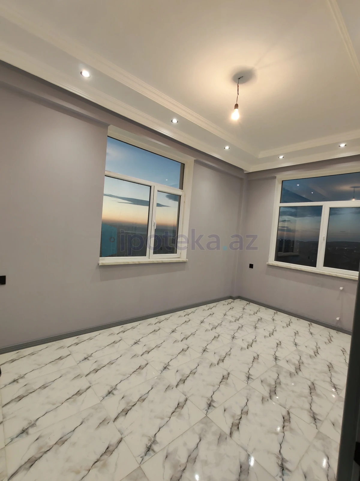 Satılır 2 otaqlı yeni tikili 62 m²