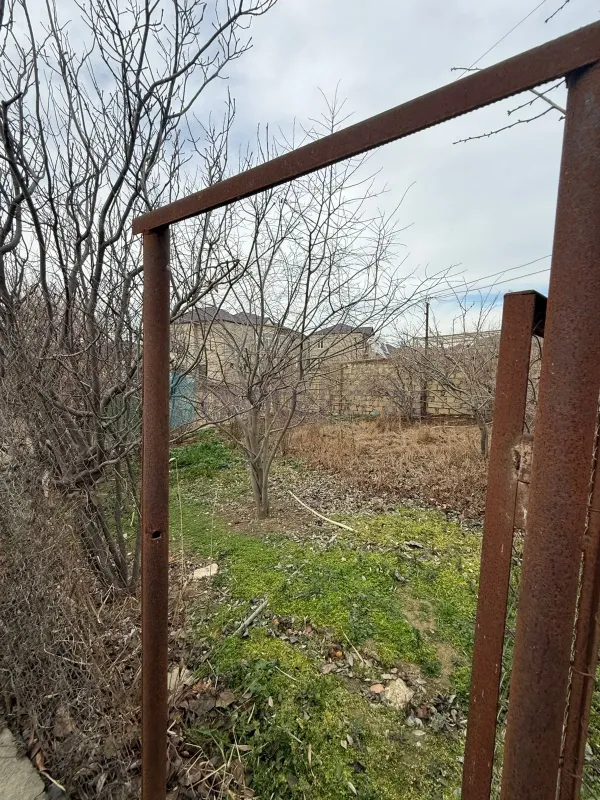 Satılır 5 otaqlı həyət evi 200 m²