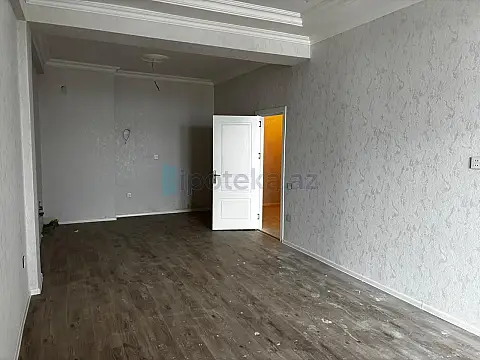 Satılır 2 otaqlı yeni tikili 76 m²