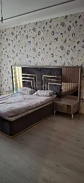 Satılır 9 otaqlı həyət evi 240 m²