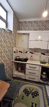 Satılır 9 otaqlı həyət evi 240 m²