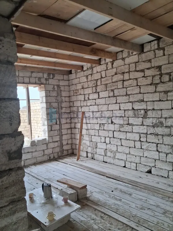 Satılır 3 otaqlı həyət evi 90 m²