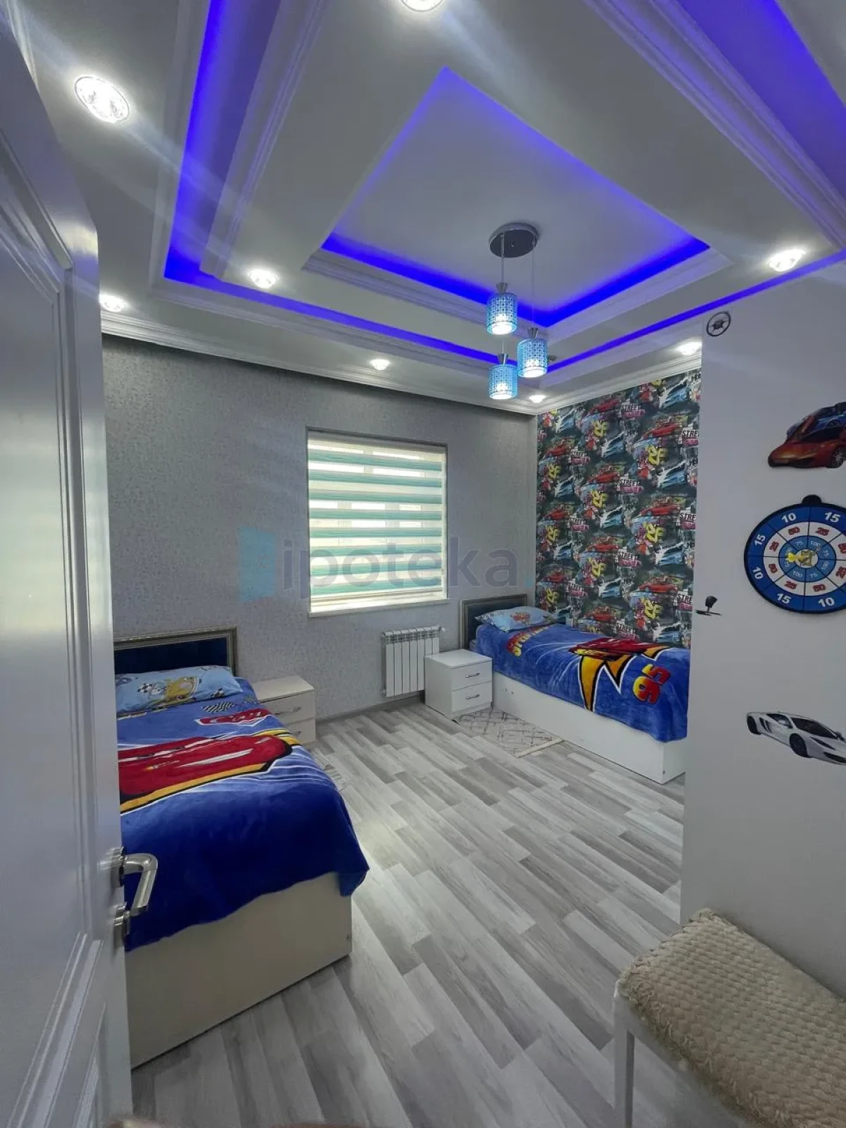 Satılır 5 otaqlı həyət evi 210 m²