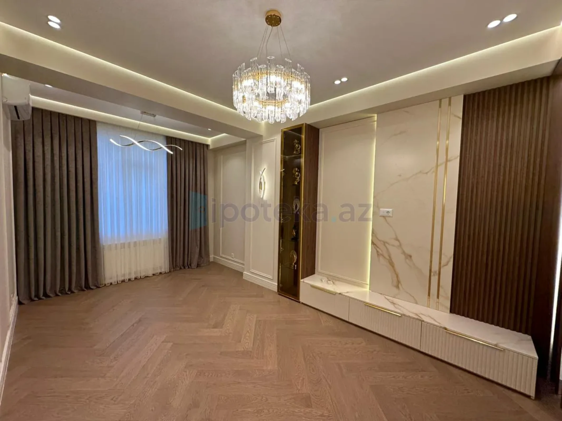 Satılır 3 otaqlı yeni tikili 85 m²