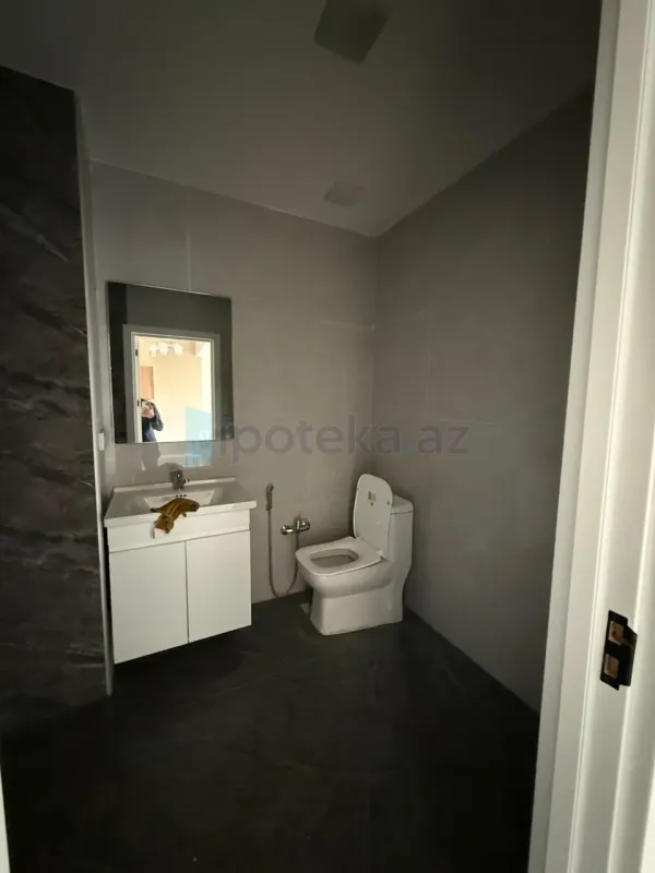 Satılır 2 otaqlı yeni tikili 46.5 m²