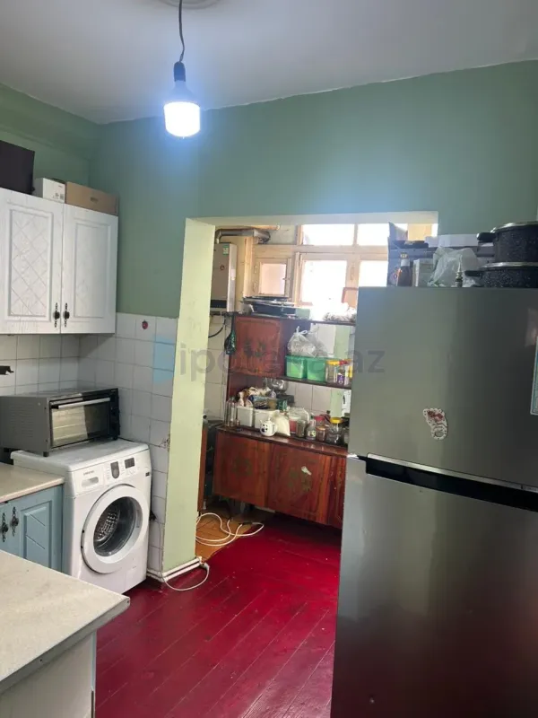 Satılır 3 otaqlı köhnə tikili 75 m²