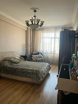 Satılır 4 otaqlı yeni tikili 160 m²