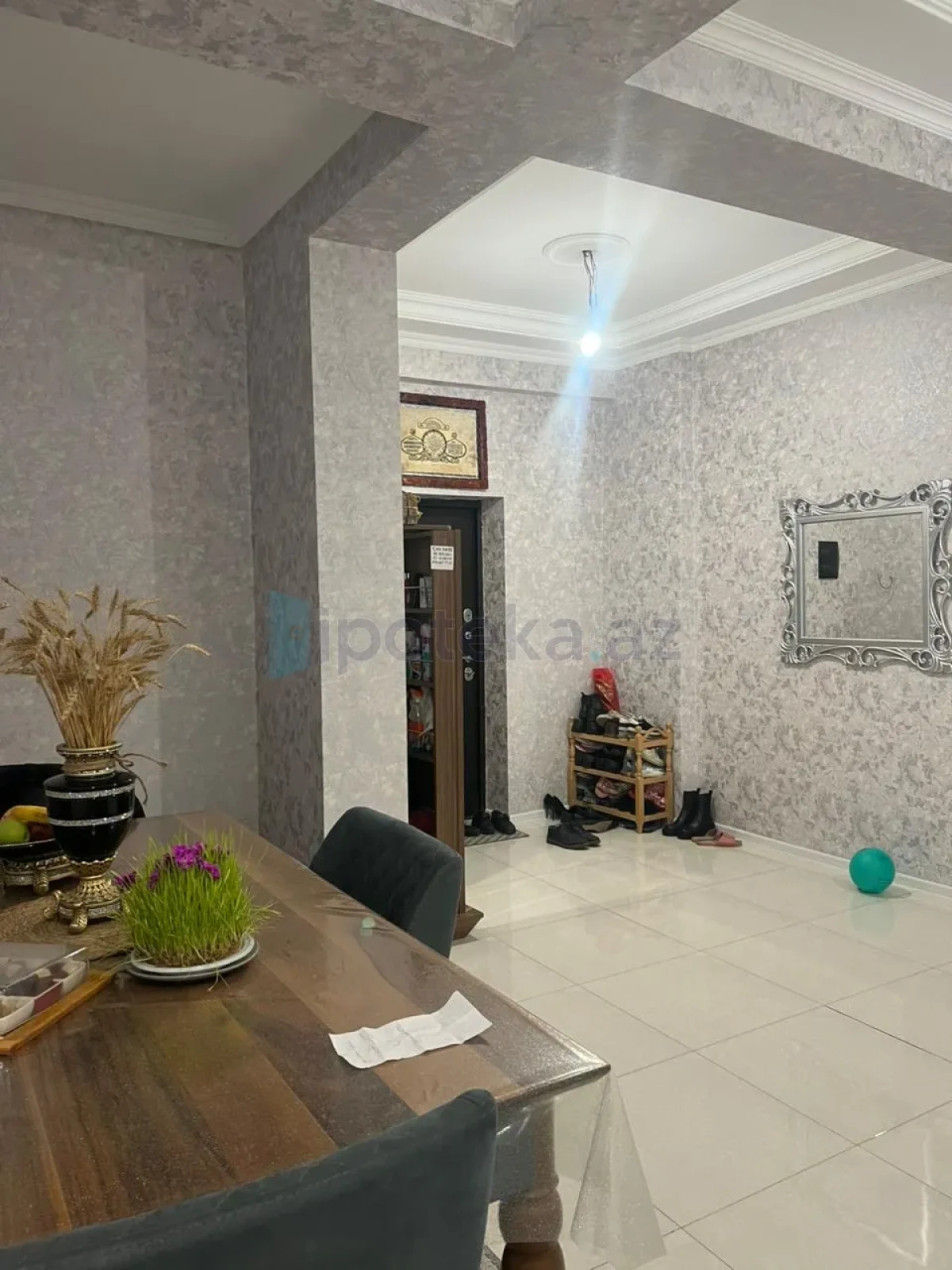 Satılır 4 otaqlı yeni tikili 160 m²