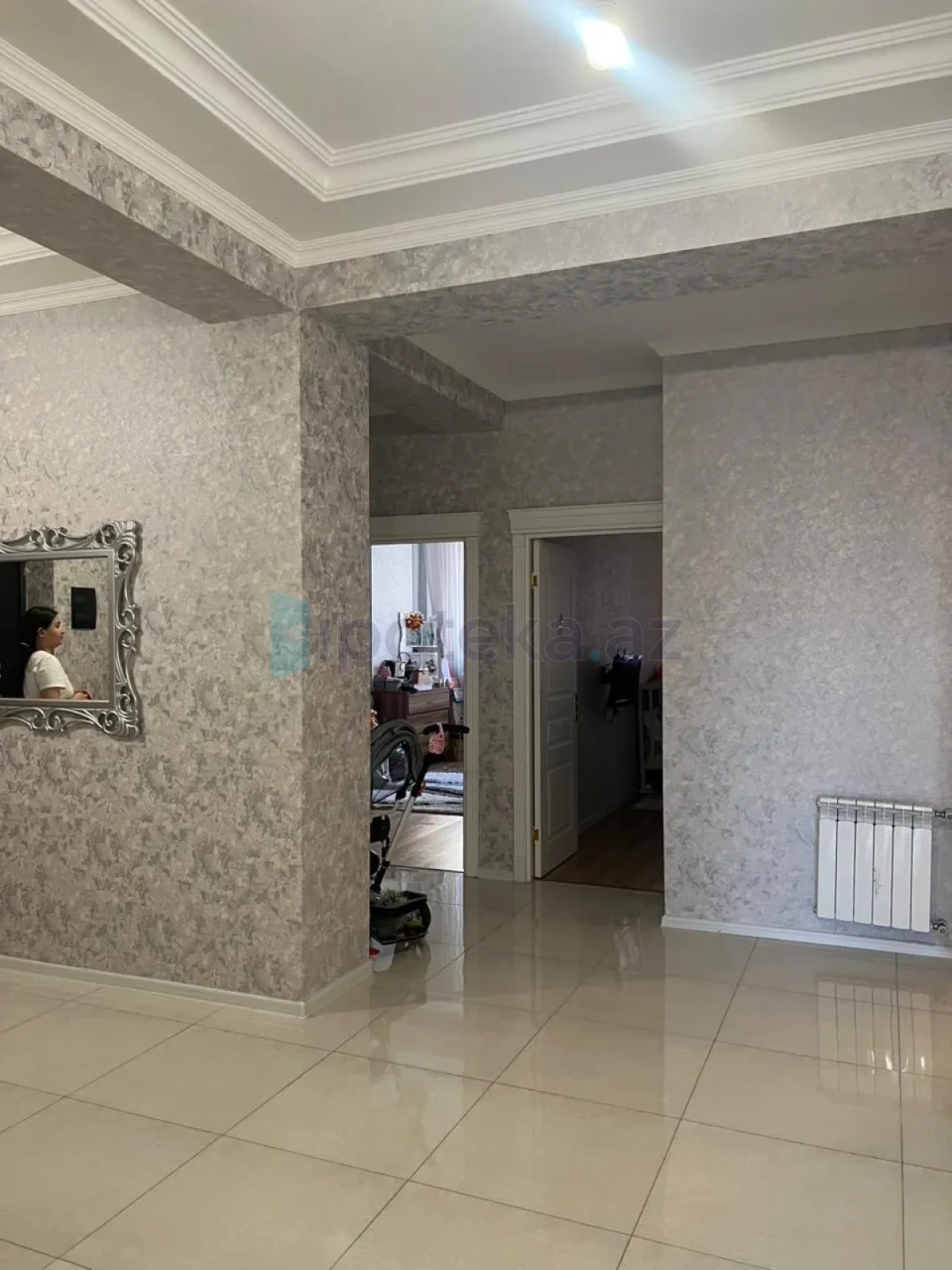 Satılır 4 otaqlı yeni tikili 160 m²