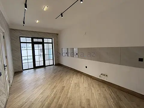 Satılır 4 otaqlı həyət evi 100 m²