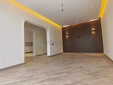 Satılır 4 otaqlı həyət evi 100 m²