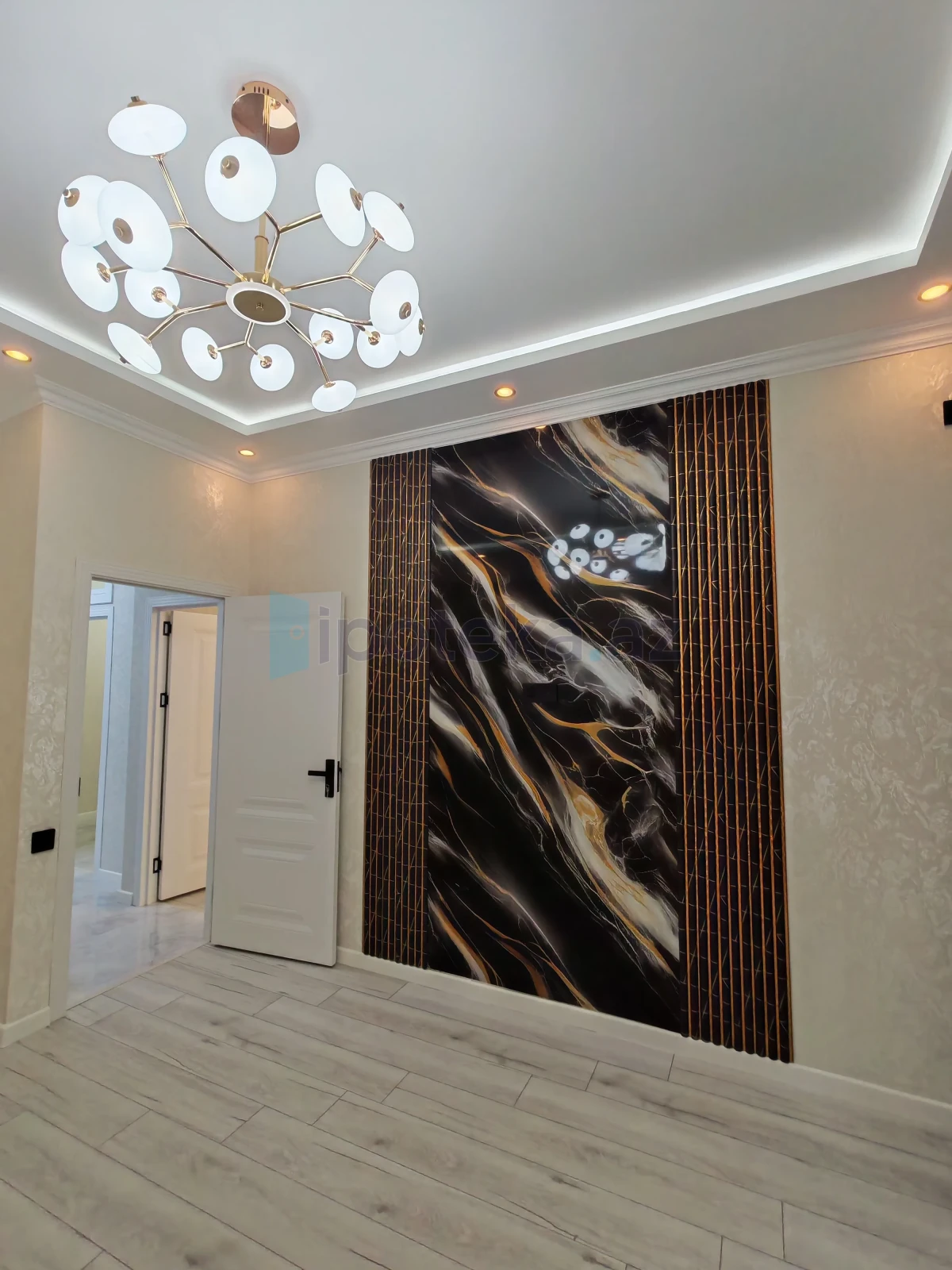 Satılır 3 otaqlı yeni tikili 65 m²