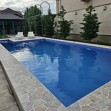 Satılır 7 otaqlı mənzil