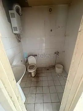 Satılır 1 otaqlı köhnə tikili 30 m²