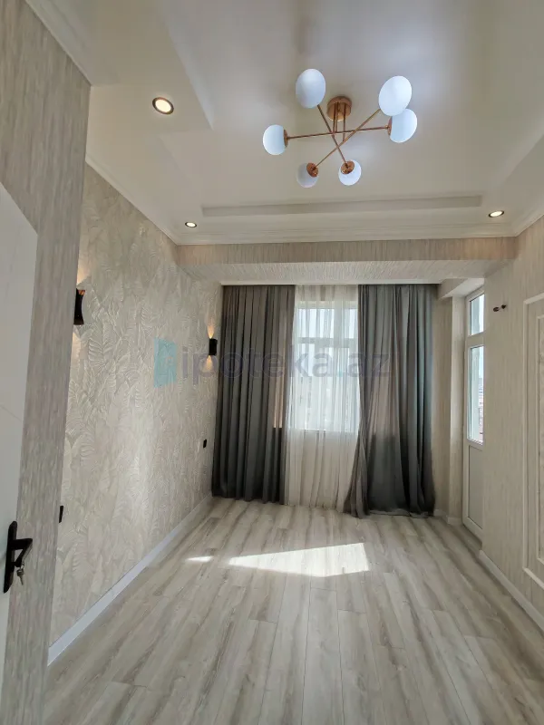 Satılır 3 otaqlı yeni tikili 80 m²