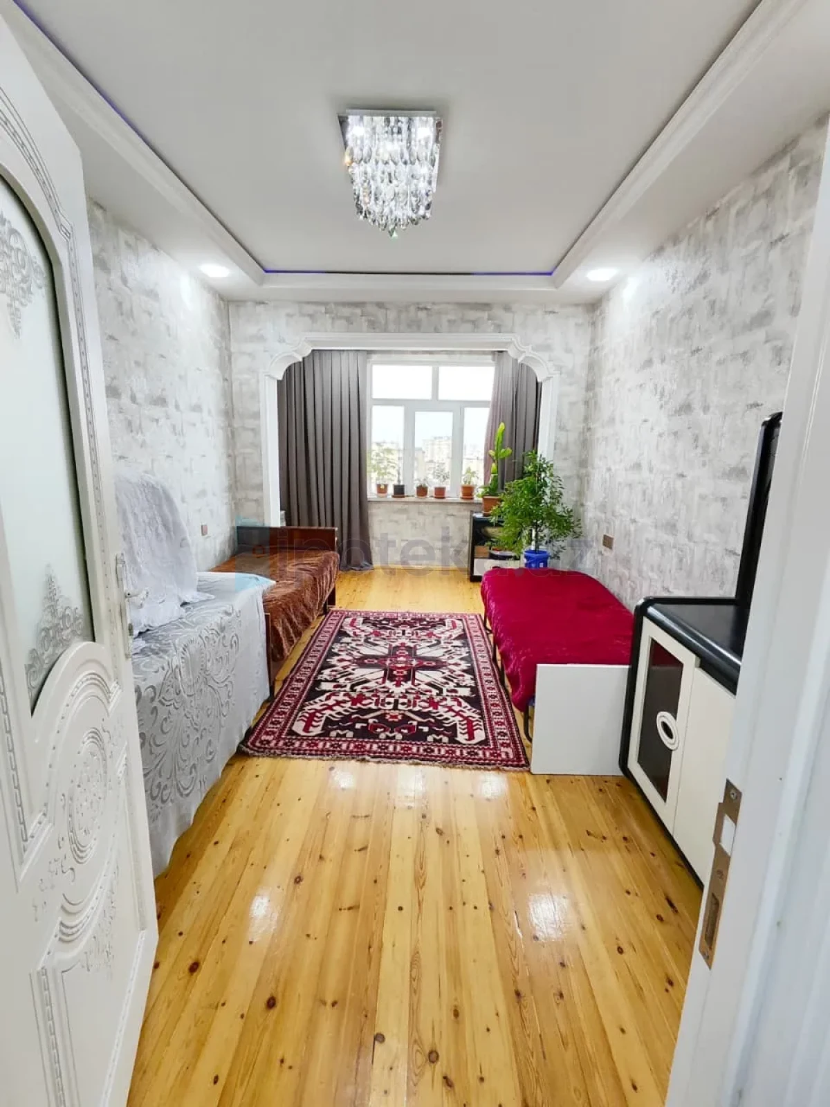 Satılır 3 otaqlı yeni tikili 80 m²